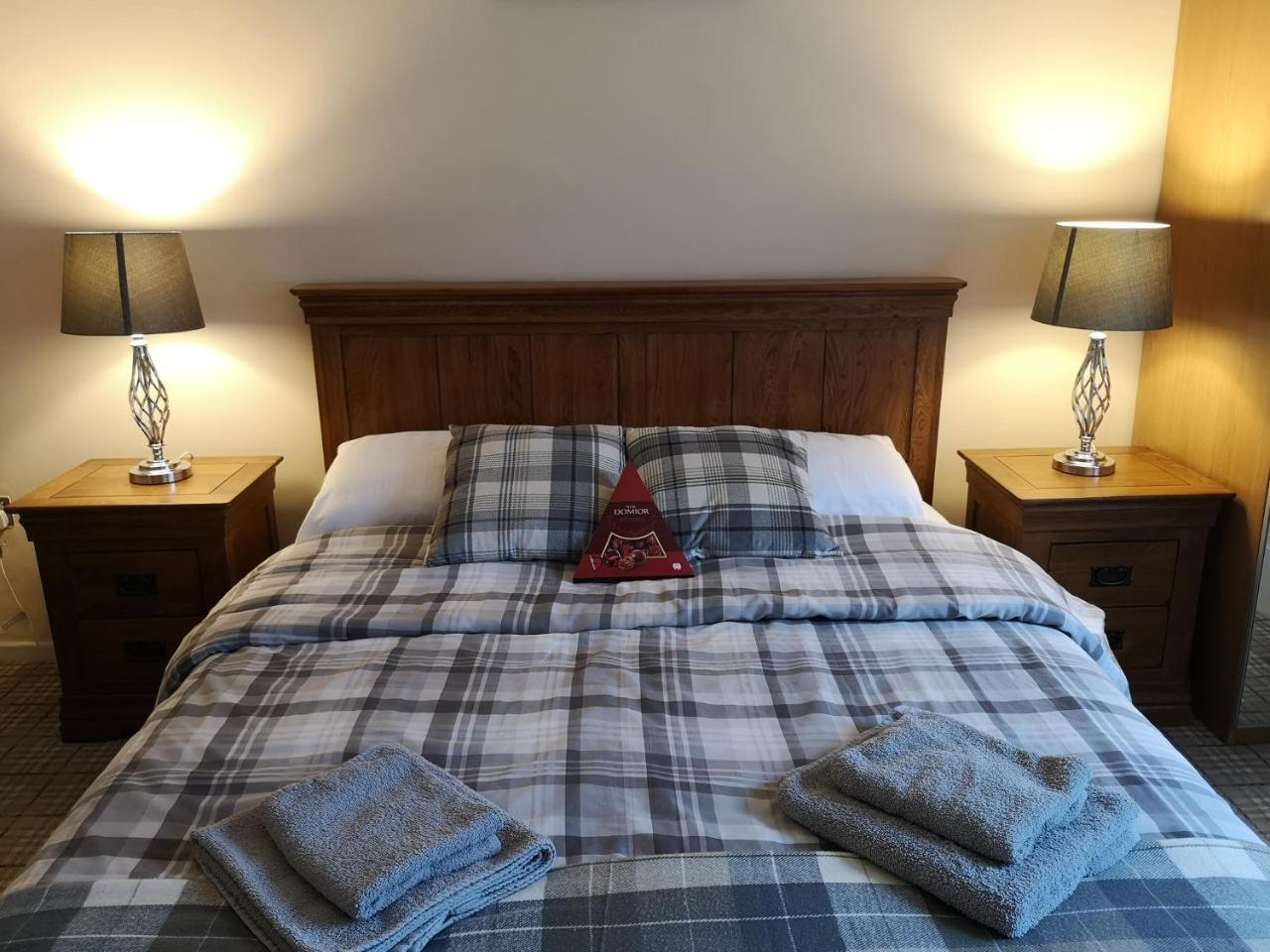 Parkview Guest House Glasgow Балоч Екстериор снимка