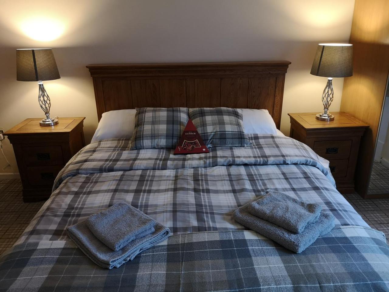 Parkview Guest House Glasgow Балоч Екстериор снимка